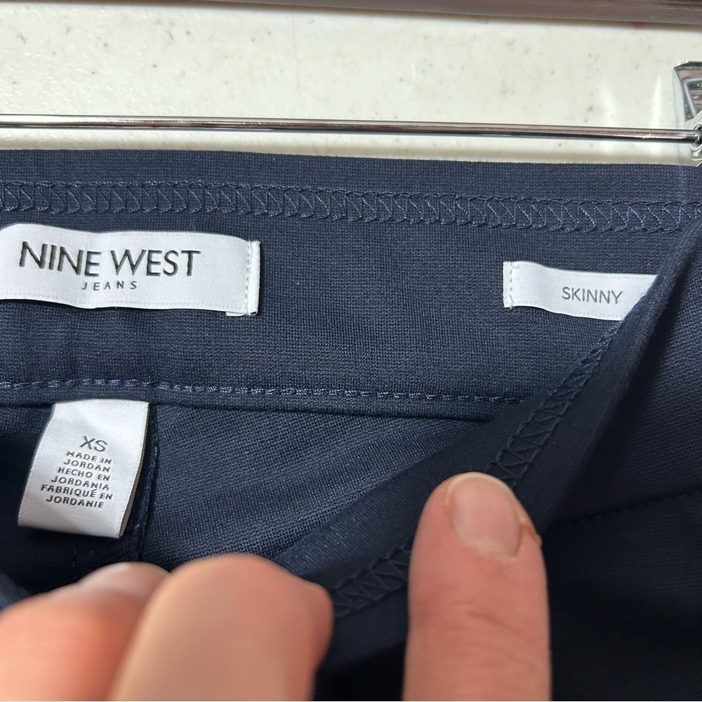NEW Nine West Heidi Pull-On Skinny Jeans Navy Blue Size XS - Picture 4 of 6